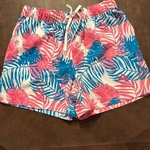 Reel Legends Women's Shorts Size S Outdoor Beach Shorts Pink, White & Blue.